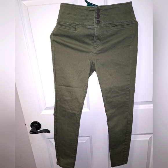 Loft green button fly skinny ankle jeans in a size 13.5" waist 26" inseam. - Picture 1 of 5